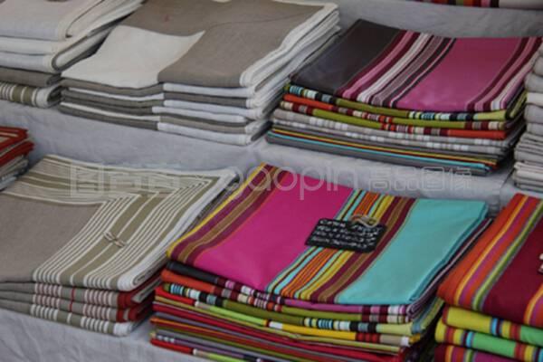 編織陽光與海風(fēng) 普羅旺斯紡織與針織品的藝術(shù)